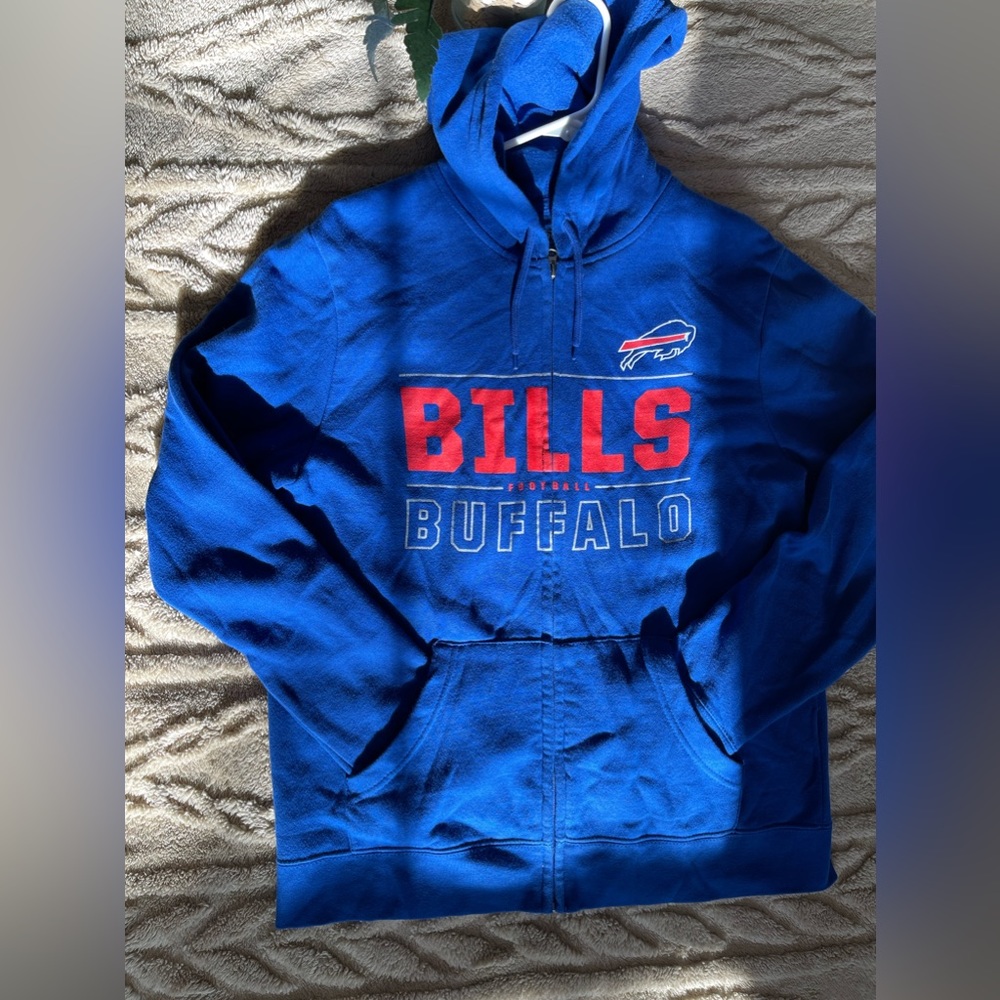Buffalo Bill’s zip up, NFL